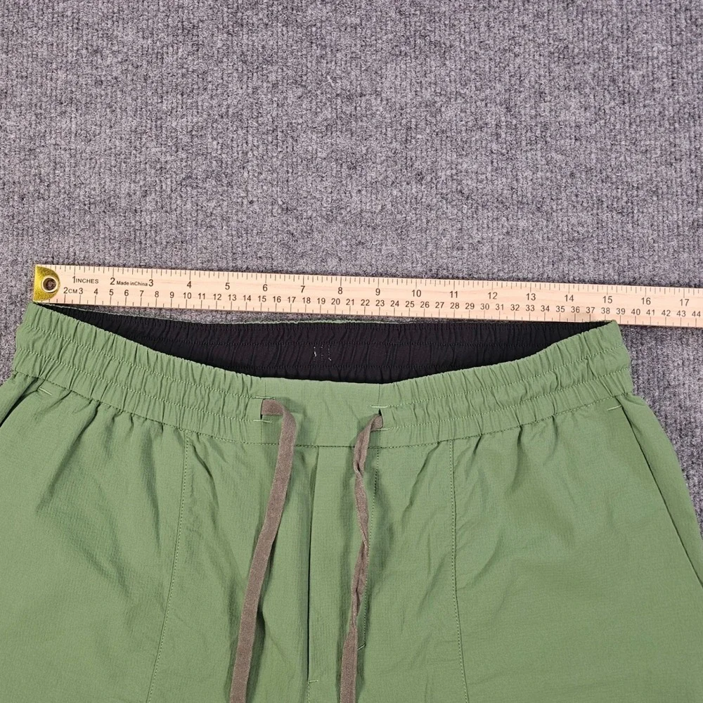 Lululemon Bowline Mens Green Ripstop Shorts LM7ARQS Size L Drawstring Elastic